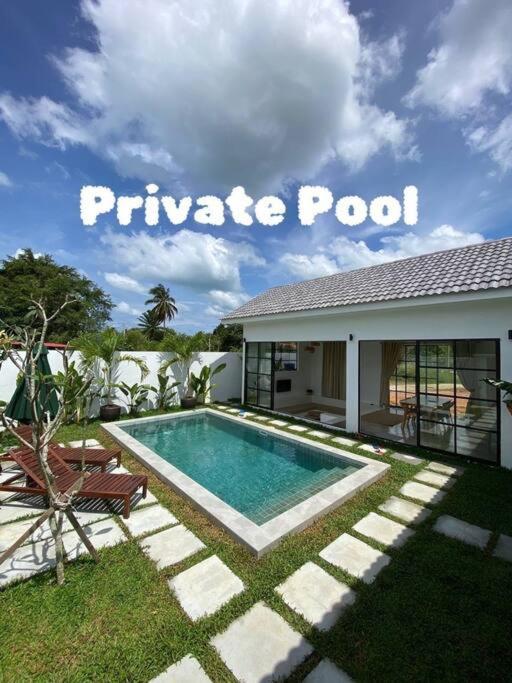 Allure Villa Cempaka Private Pool 关丹 外观 照片