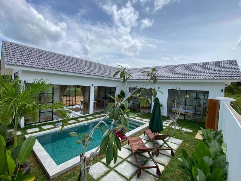Allure Villa Cempaka Private Pool 关丹 外观 照片